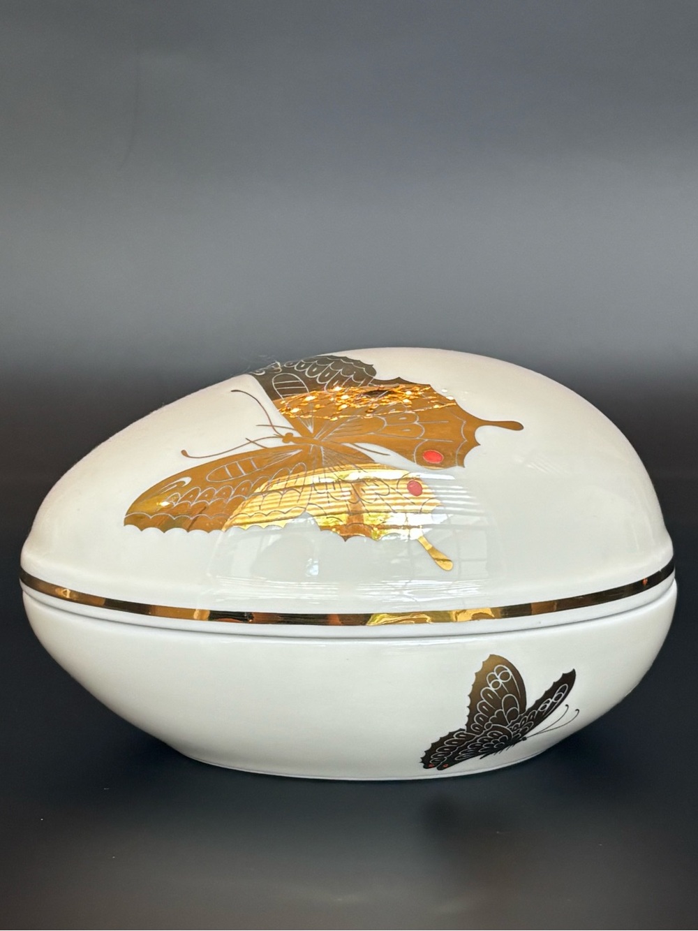 LARGE Takahashi egg trinket or jewelry box
